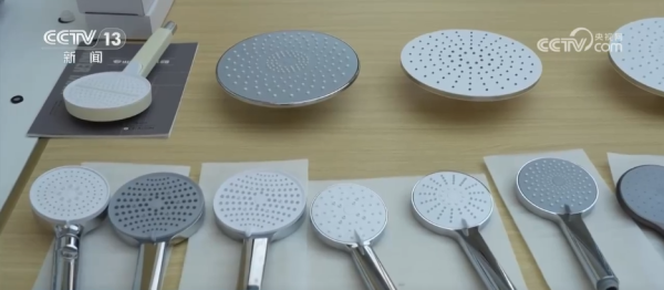 富灯网 大数据“跑腿”、开设绿色通道 监管部门多措并举助力经营主体信用修复