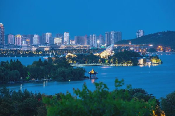 铭创配资 最豪迈的江苏城市，在这