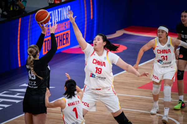 富豪配资 中国女篮对战日本冲决赛！2米26张子宇迎硬仗，韩旭蓄力放大招？